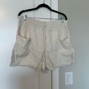 Express Women’s Cream Shorts